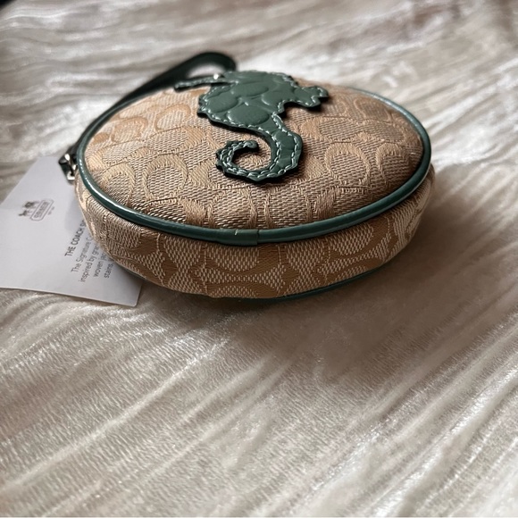 NEW Coach 60874 SEAHORSE Signature Zip Around Wristlet Wallet Clutch Keychain 4" - Picture 10 of 15